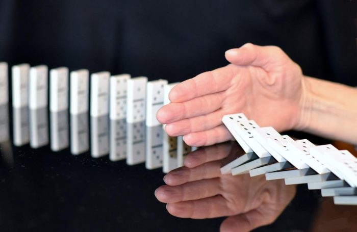 dominoes-g59add1fb8_1280