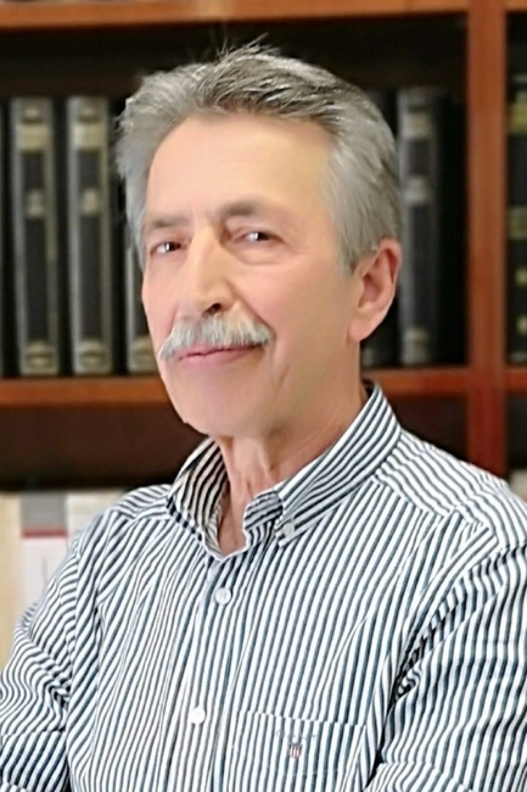 nikolas2